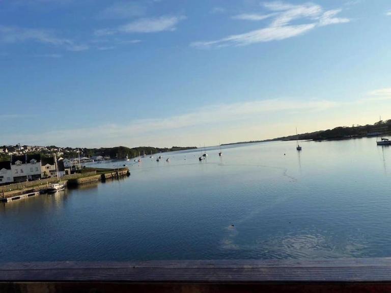 Menai View, an apartment with amazing sea views - B&B Y Felinheli