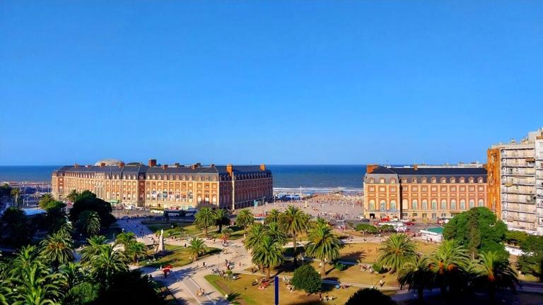 PLAZA COLON l - B&B Mar del Plata
