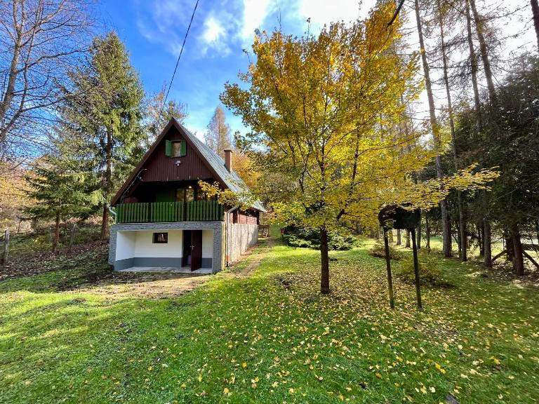Kerekerdő Apartman - Szarvaskő - B&B Szarvaskő