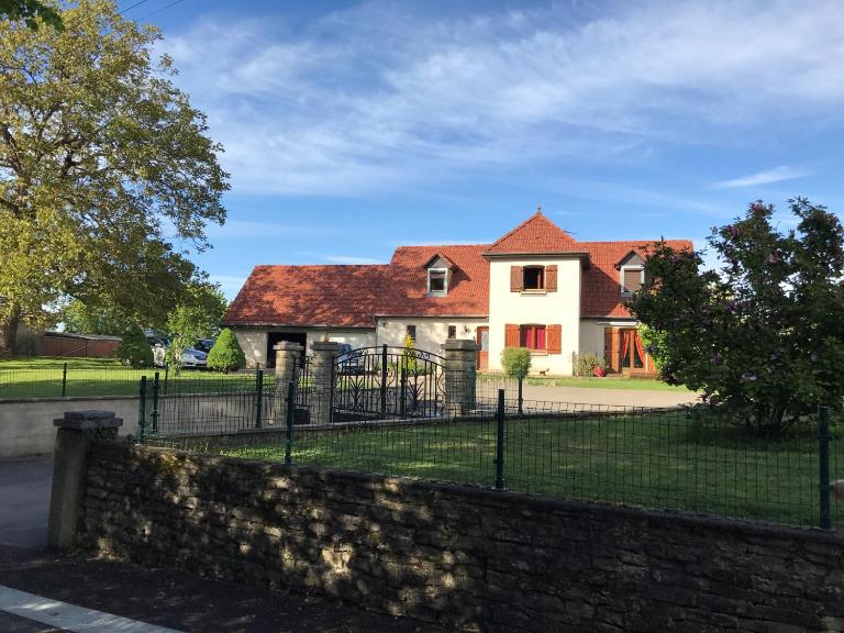 La Tour Carrée - B&B Nenon