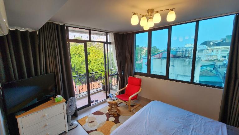 T Home Balcony - B&B Hanoi