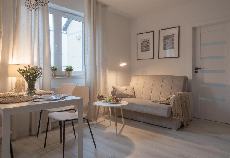 Apartament Clever 1 Kamienica Grochów - B&B Varsavia