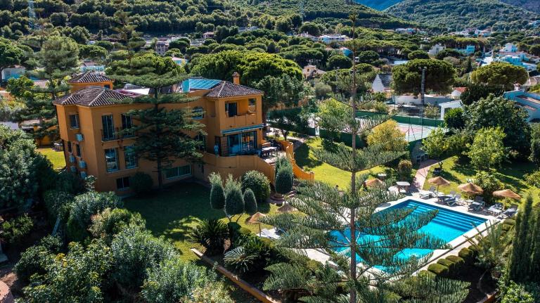 TESS Villa La Favorita - B&B Alhaurín de la Torre