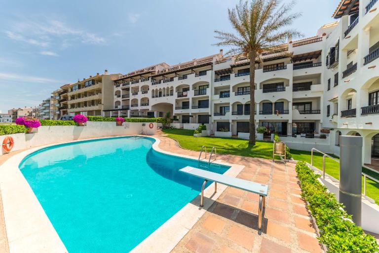 Elisa - B&B l'Escala