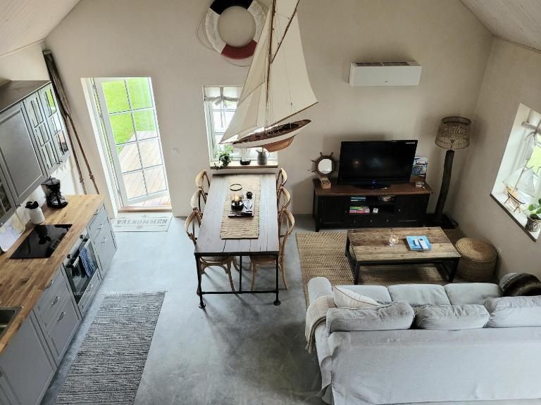 Litet hus i mysig by nära havet - B&B Ystad