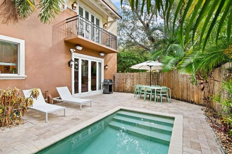 The Betty A Glam Getaway in Fort Lauderdale - Ferienwohnung Fort Lauderdale