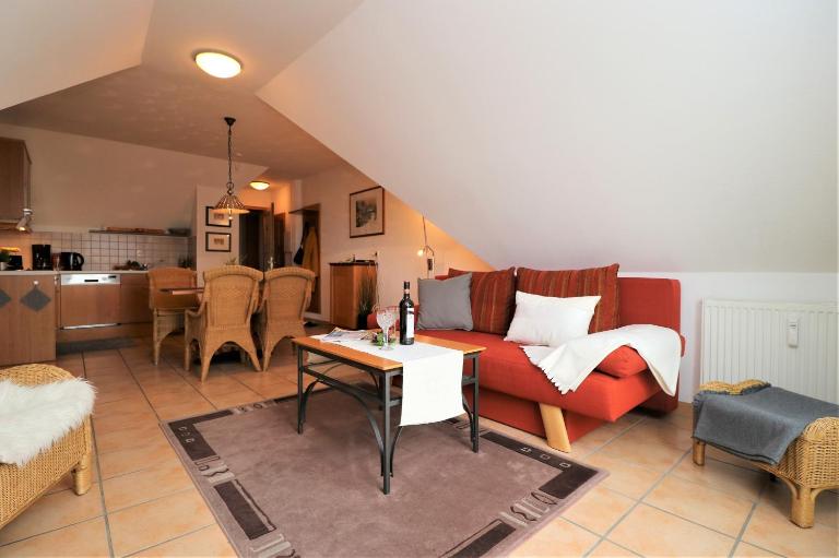 Oewern Diek App 35 - Ferienwohnung Ostseebad Wustrow