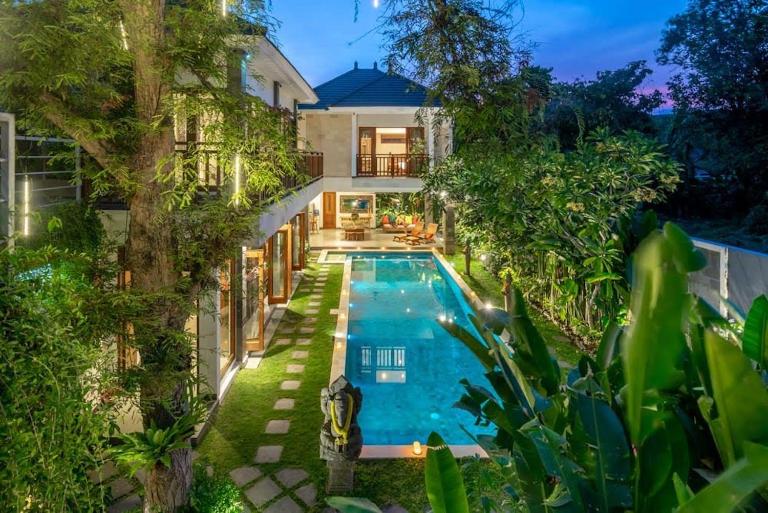 Villa Khaleesi - B&B Seminyak