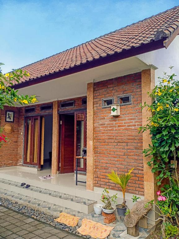 Pondok Selip Guesthouse - B&B Krambitan