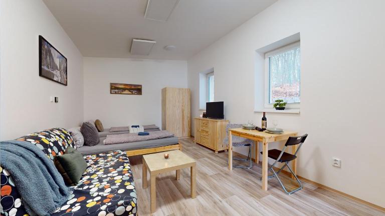 Apartmán Višňová - Ferienwohnung Milovice