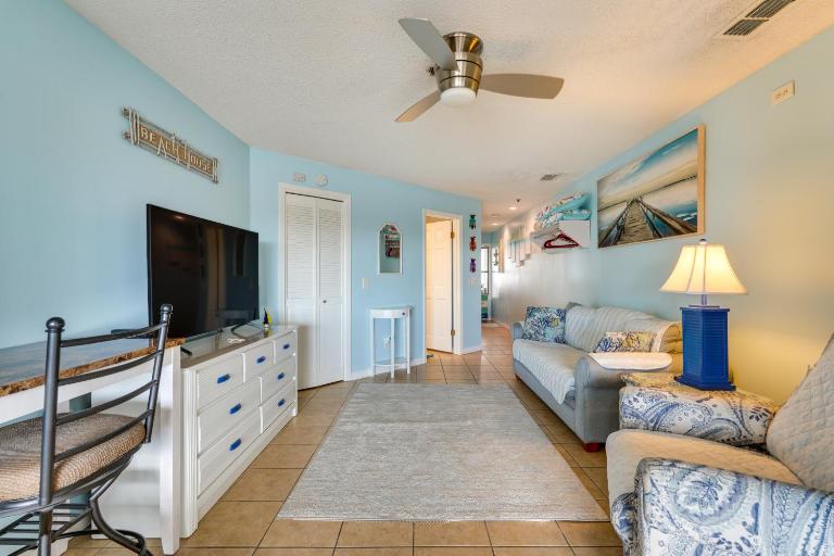 Panama City Beach Getaway - Walk to Beaches! - Ferienwohnung Panama City Beach