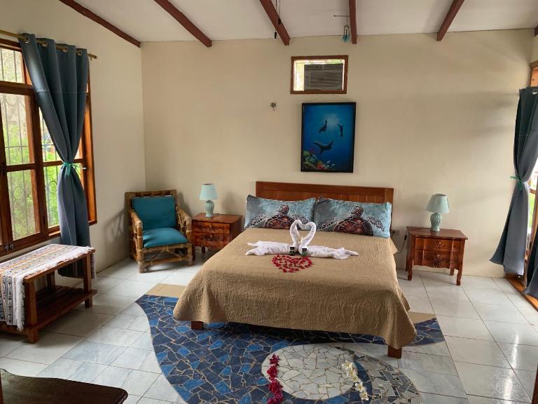 Casa Verde Vacation Garden Home - B&B El Progreso