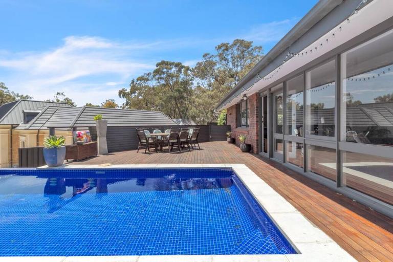 Nature's Edge - A Parkland Escape for Families - B&B Adelaida