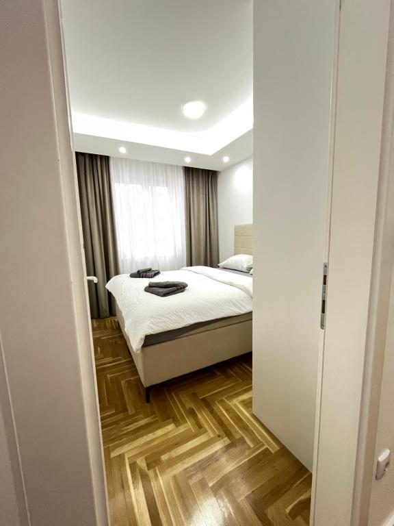 Central Lakeview Apartment, East Sarajevo - Ferienwohnung Lukavica