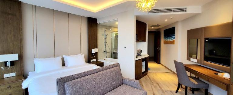 Panorama Apartment Sunset Nha Trang City - Ferienwohnung Nha Trang
