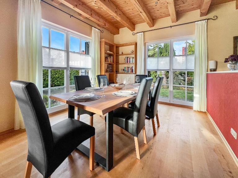 Kupferschmiede - Saunahaus - Weber Grill - Feuerkorb - Terrasse - Indoorschaukel - B&B Wernigerode