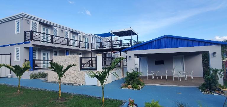 2 PALMAS STR - B&B Aguadilla