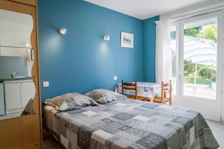 Studio calme et nature bien situé - B&B Saint-Laurent-les-Tours