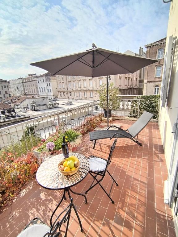 Sunny terrace - Bed and Breakfast Split