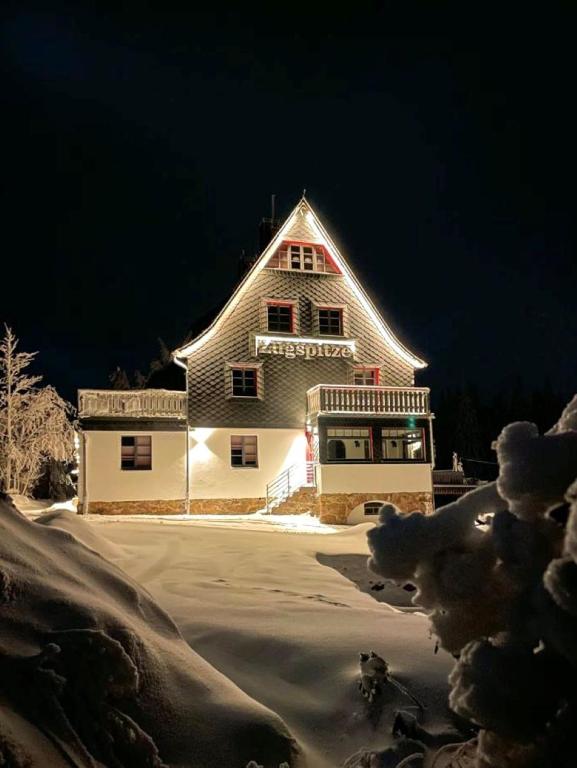 Zugspitze Apartment Weit.Blick - Ferienwohnung Altenberg