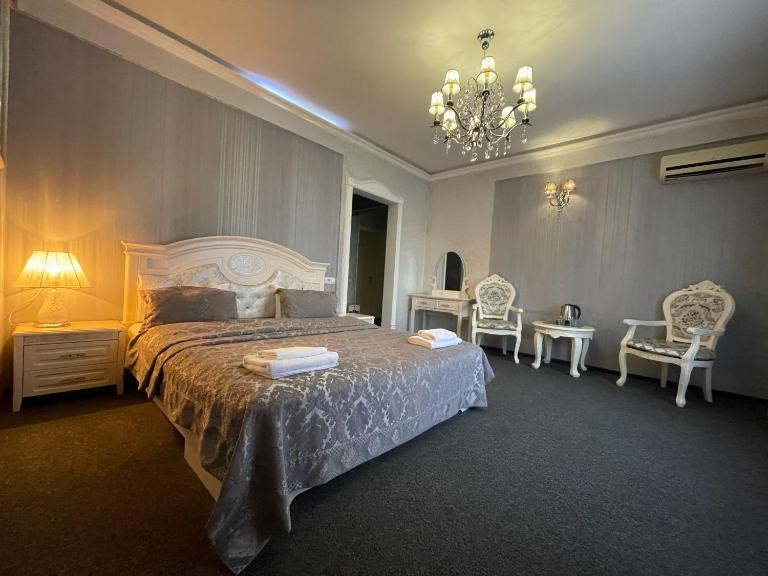Київські Ночі - Bed and Breakfast Kyiv
