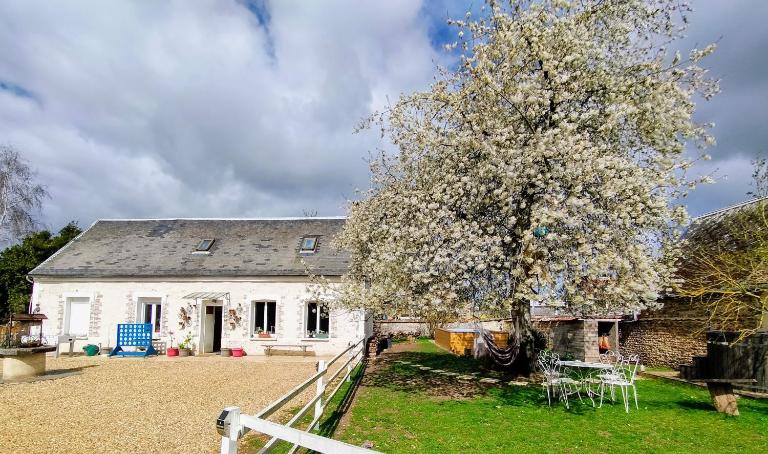 Maison d'hôte privatisée avec piscine et jacuzzis 15 pers max - B&B La Couture-Boussey