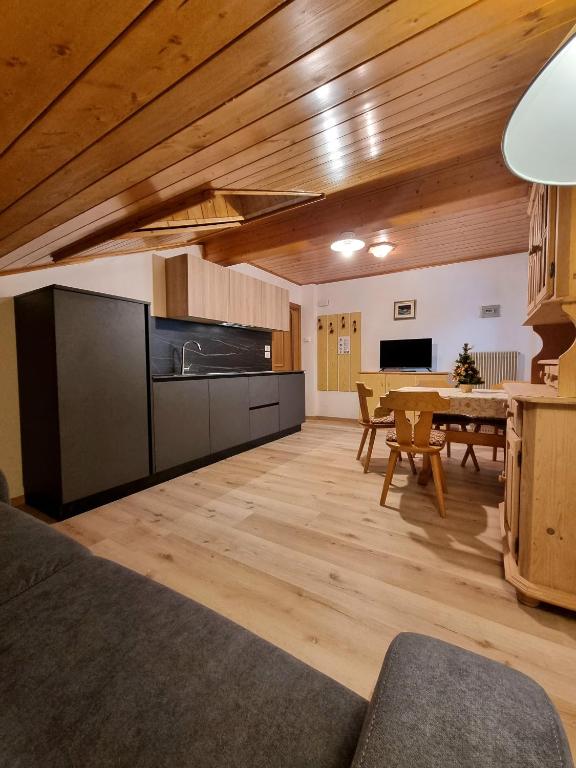 Cesa Elena - Ferienwohnung Canazei