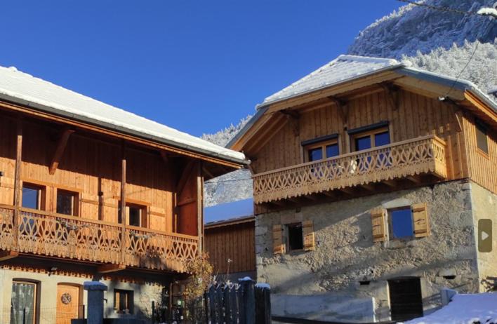 L'échappée Belle en Montagne - site location-chalet - B&B Mieussy