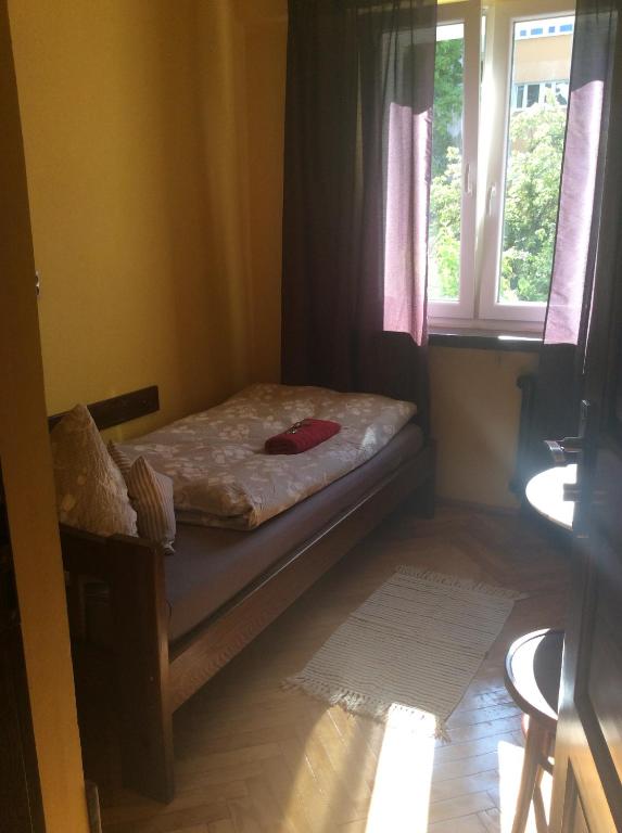 mika rooms - 22 Korotynskiego Street - B&B Warsaw
