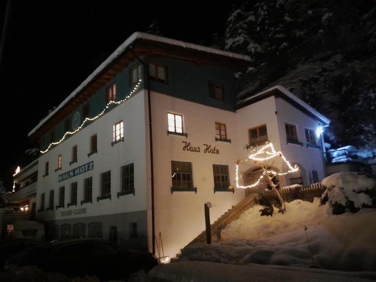 Haus Hotz Apart Talblick - B&B Grins