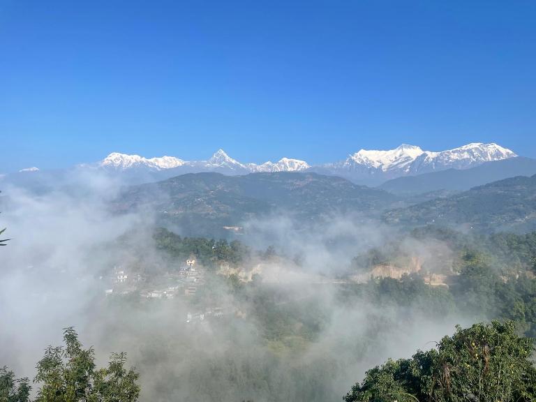 Himalaya Serene View Guest House & Farm Stay - Ferienwohnung Deurāli̇̄ Bajār