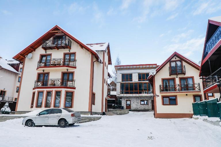 Melody Hotel - Chambres d'hôtes Bukovel