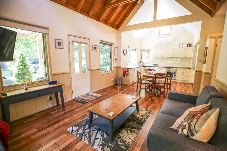 Alpine Arnica Cottage 1 - Chambres d'hôtes Harrietville