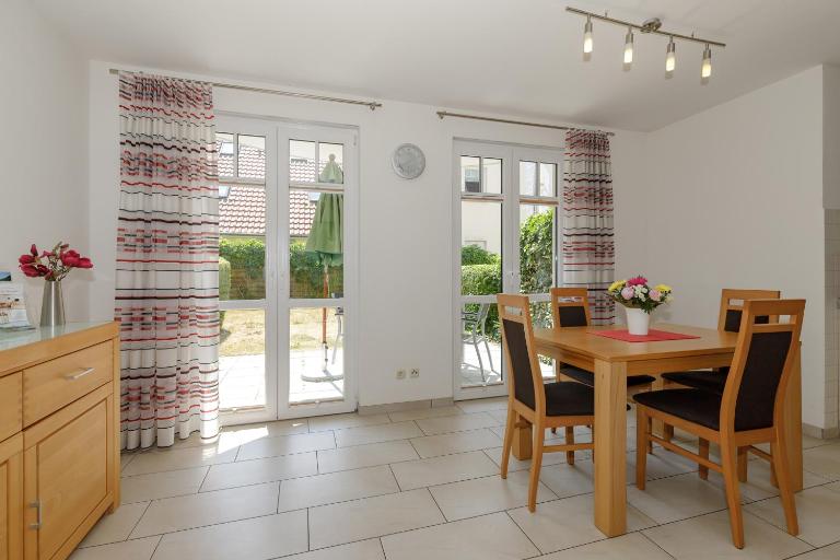 Villa Antonia Whg_ 4 - Bed and Breakfast Ostseebad Rerik