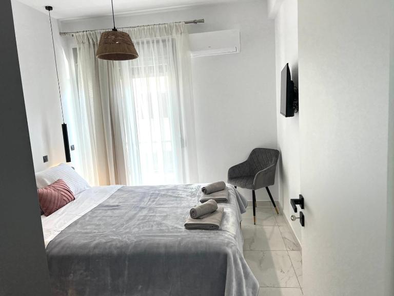 Athens white apartments - B&B Atene