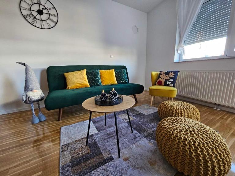 Apartman 4 STAR - Ferienwohnung Osijek