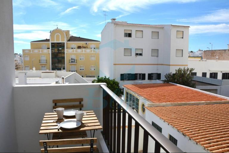 Blife Julya private rooms - B&B Faro