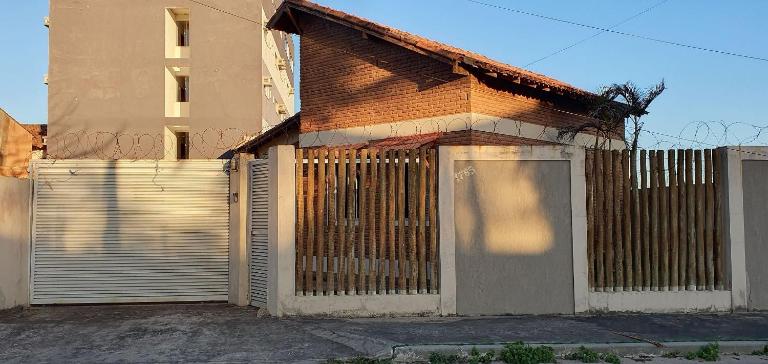 Casa Sol&Mar com Piscina na Beira da Praia Guriri - Ferienwohnung Guriri