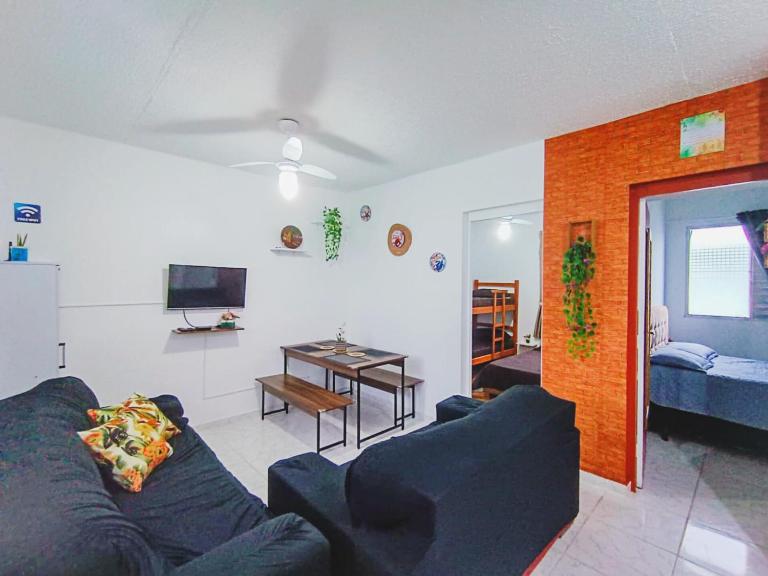 Apartamento Bairro Chácara Vista Linda - com suíte - Bertioga - Prox ao SESC, Riviera, Indaiá - B&B Bertioga