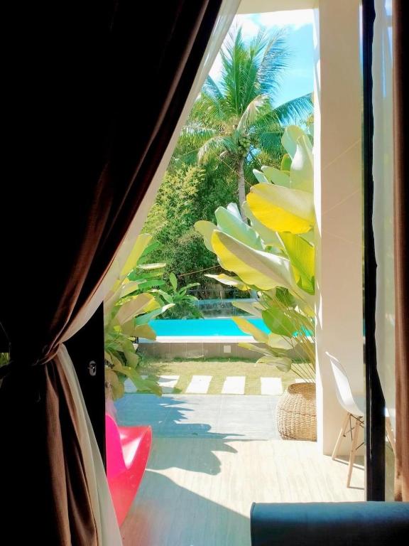 Larue Pocket Villa - B&B Calatagan