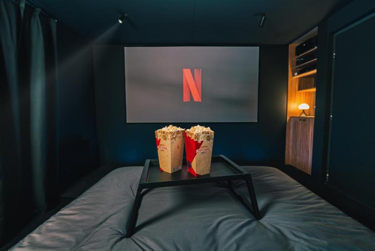 Cinéma ROOM l'unique expérience by Noma - Bed and Breakfast Saint-Étienne