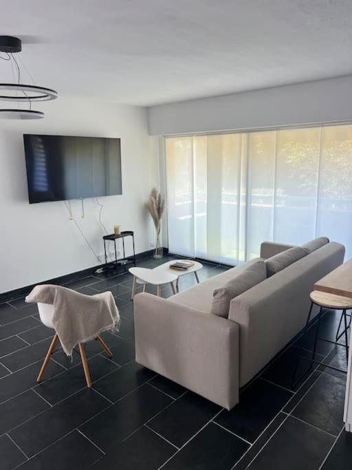 Magnifique appartement lumineux - Bed and Breakfast Marseille