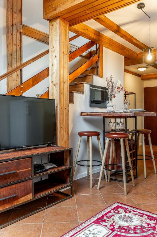Apartmán Mezonet na Námestí Košice - Bed and Breakfast Košice