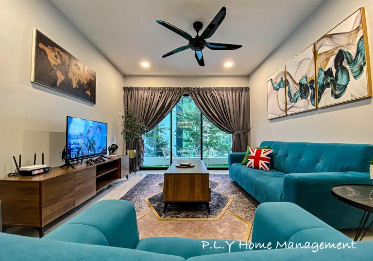 Crystal Cozy Suite PoolView Netflix Waterpark@ Ipoh Station 18 - B&B Ipoh