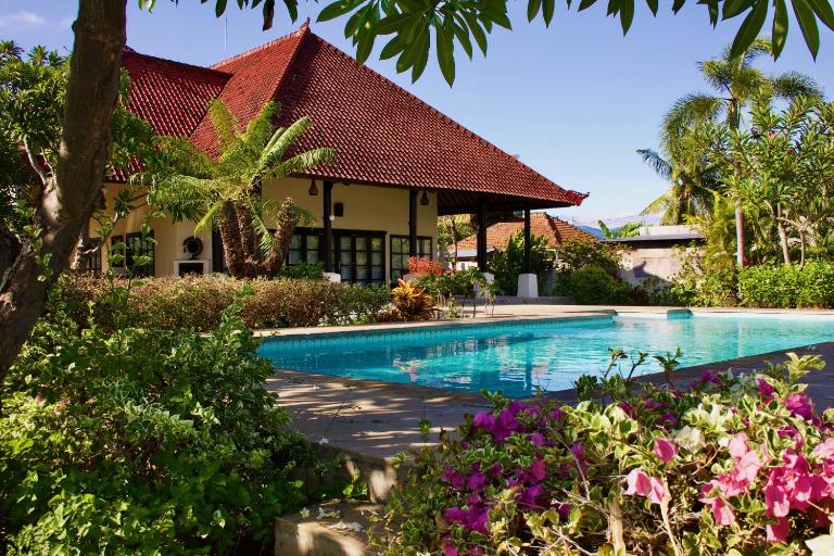 Bali Seaview Villa Namaste & Guesthouses - B&B Banjar