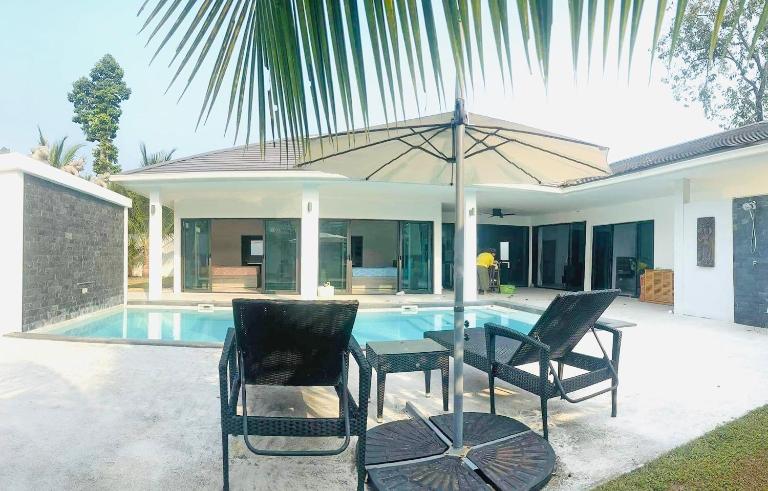 Maret Pool Villa Samui มะเร็ต พูลวิลล่า สมุย - B&B Ban Lamai