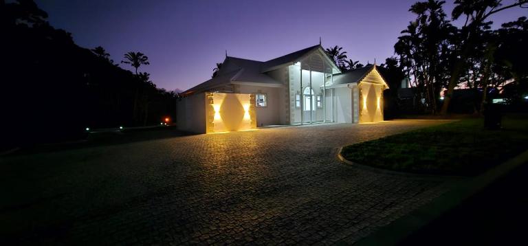 Caribbean Estates Villa Varie - Luxury accommodation - B&B Port Edward