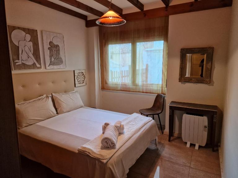 Airam Home Patio Centro - B&B Almansa