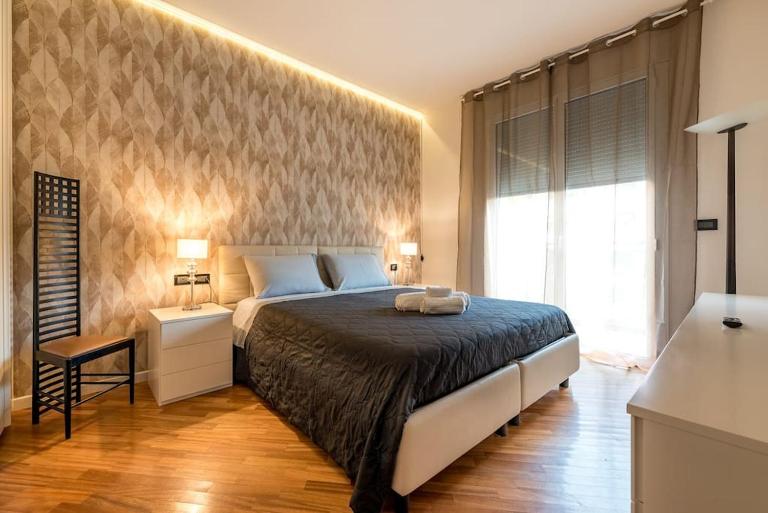 Suite Mina central apartment - Bed and Breakfast Bologna