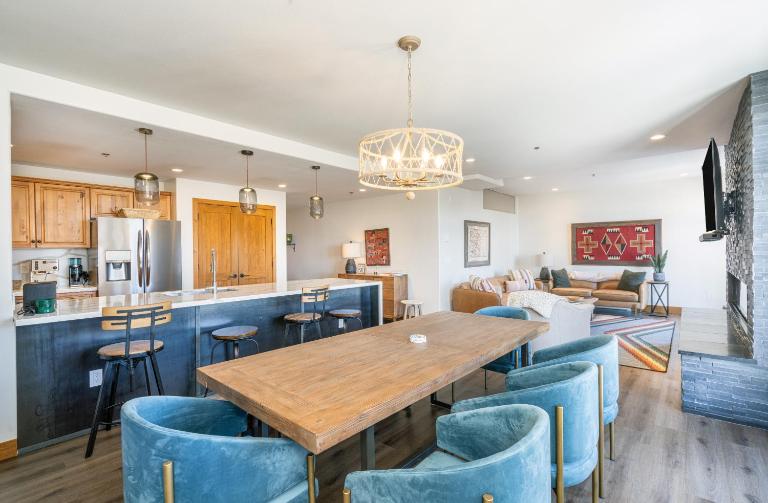 Bear Creek Lodge 408 by Alpine Lodging Telluride - B&B Telluride